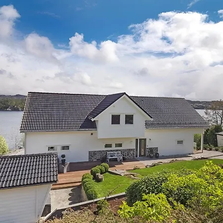 Beachfront With Jacuzzi, Cinema & Canoe Βίλα *