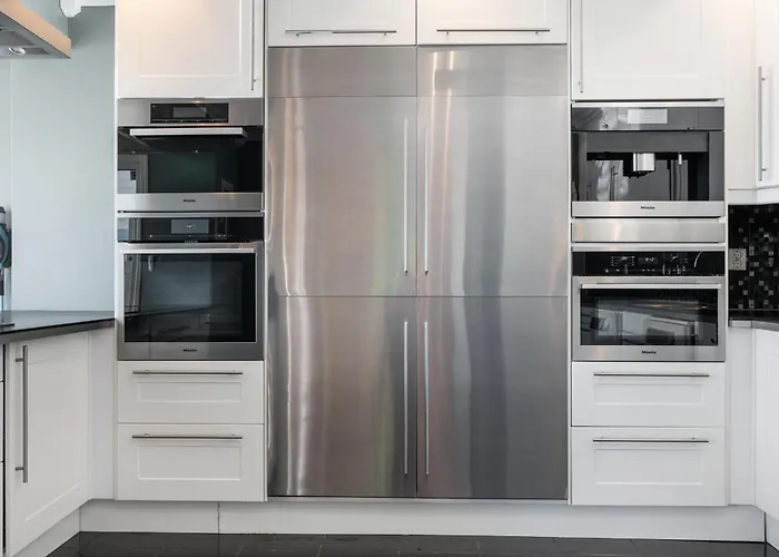 Beachfront With Jacuzzi, Cinema & Canoe * Берген